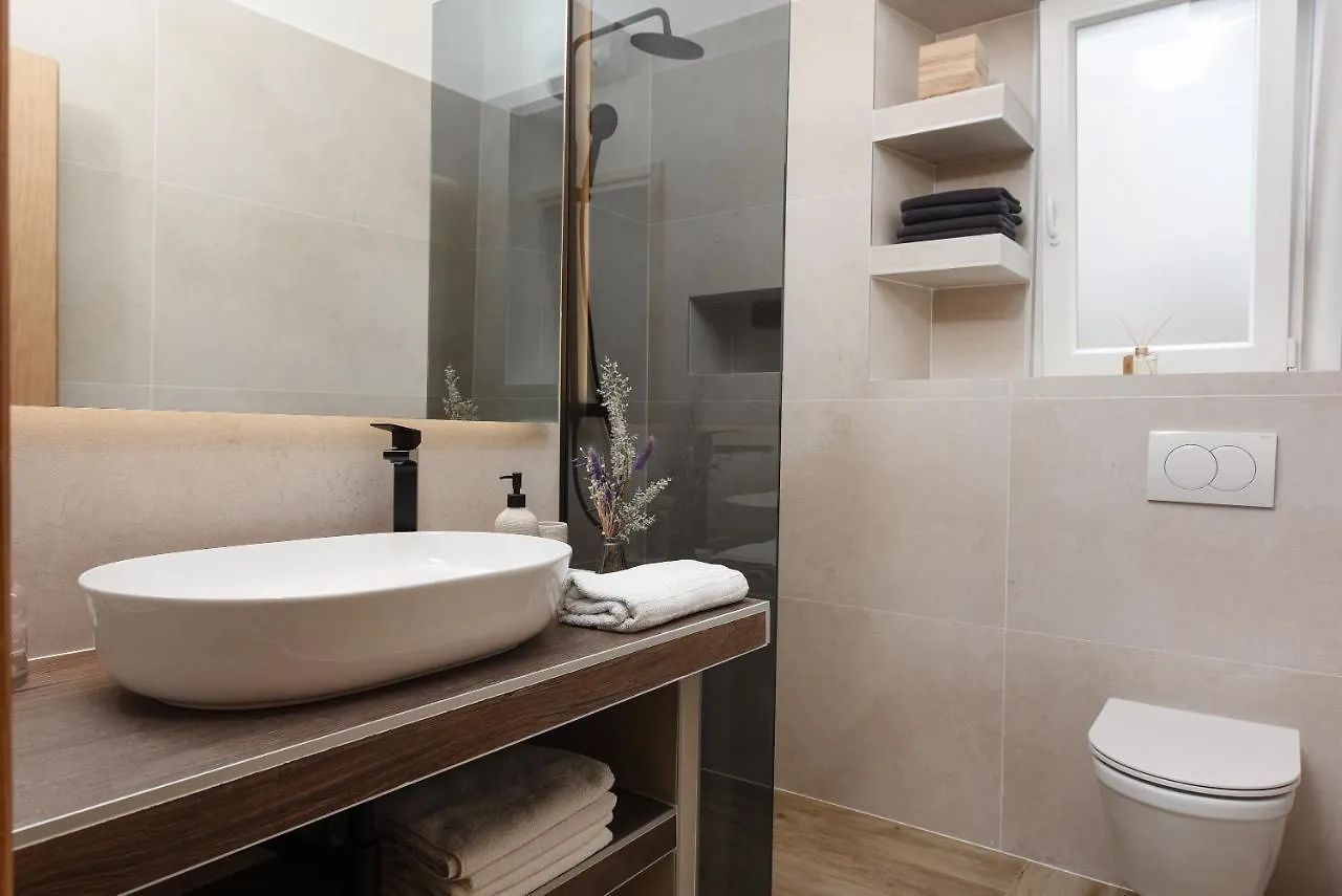 New!Beautiful Modern Bedrooms And Apt Old Town Zadar- Great Location 자다르