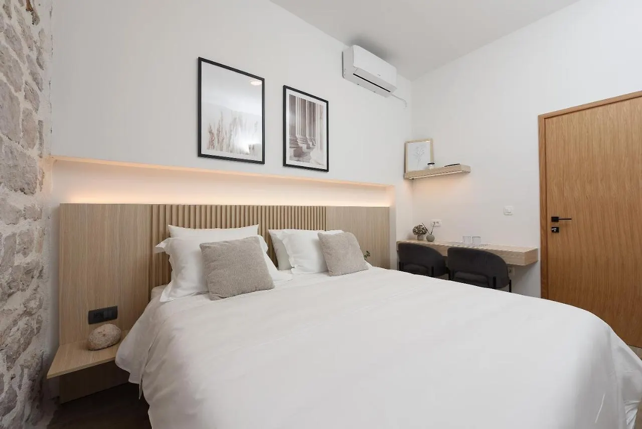 New!Beautiful Modern Bedrooms And Apt Old Town Zadar- Great Location 0*, 자다르 크로아티아